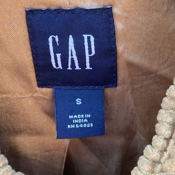 🧥GAP TAN CORDUROY PEACOAT IN SZ S. Double breasted. Good condition. - Picture 3 of 6